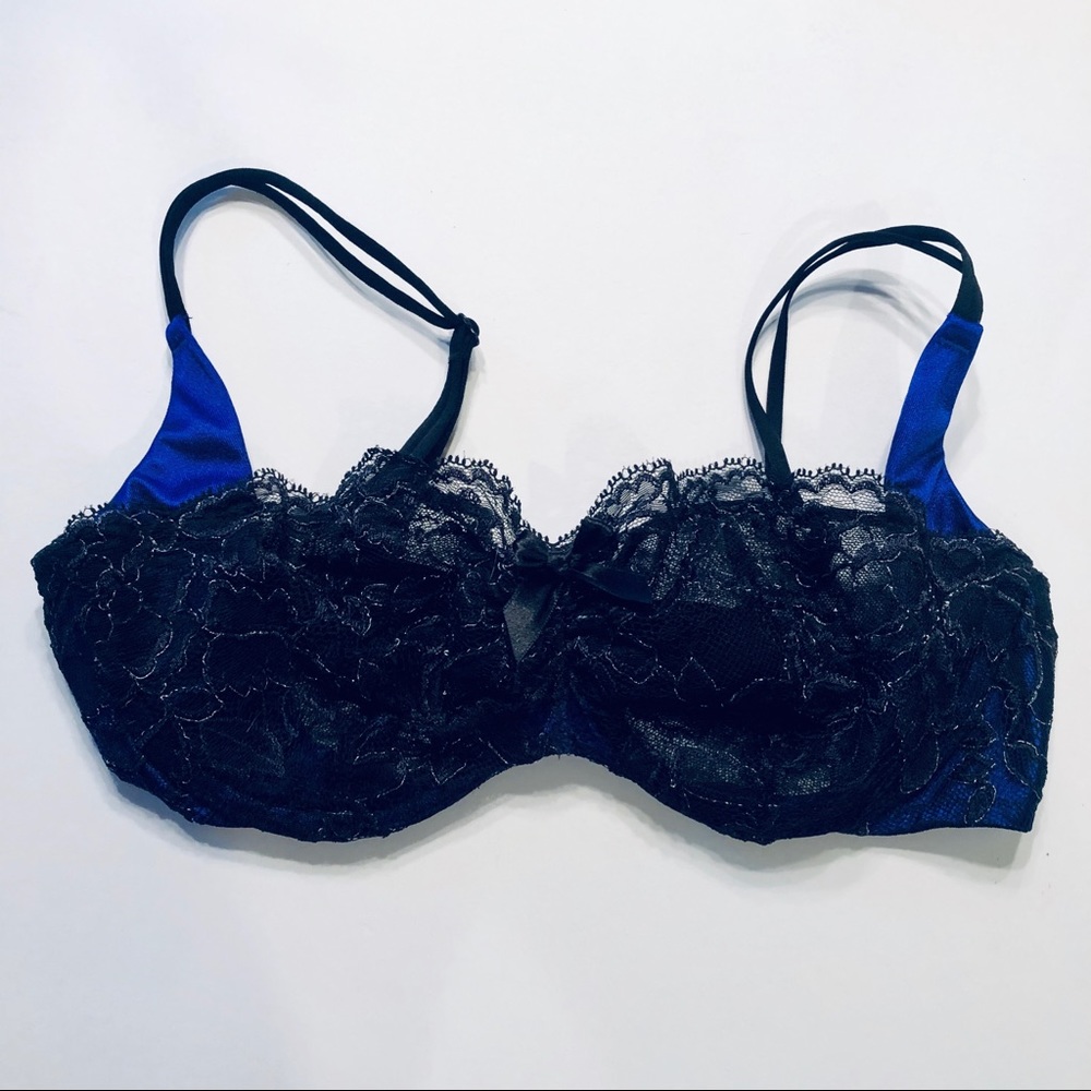 Victoria’s Secret Very Sexy Balconet bra